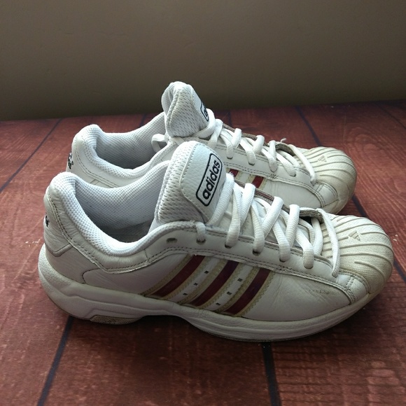 adidas leather tennis shoes